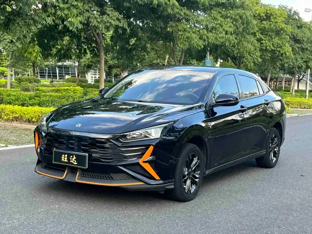 Dongfeng Yixuan — Фото автомобиля 2