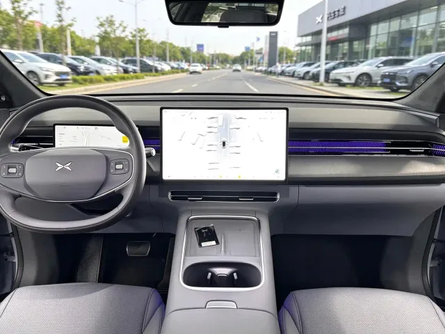 Xpeng G6 — Фото автомобиля 6