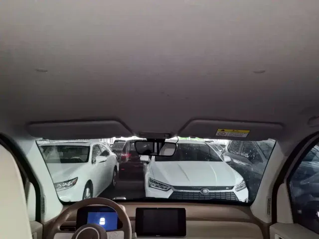 Wuling Hongguang Mini EV — Фото автомобиля 17