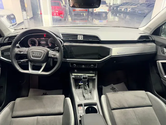 Audi Q3 — Фото автомобиля 19
