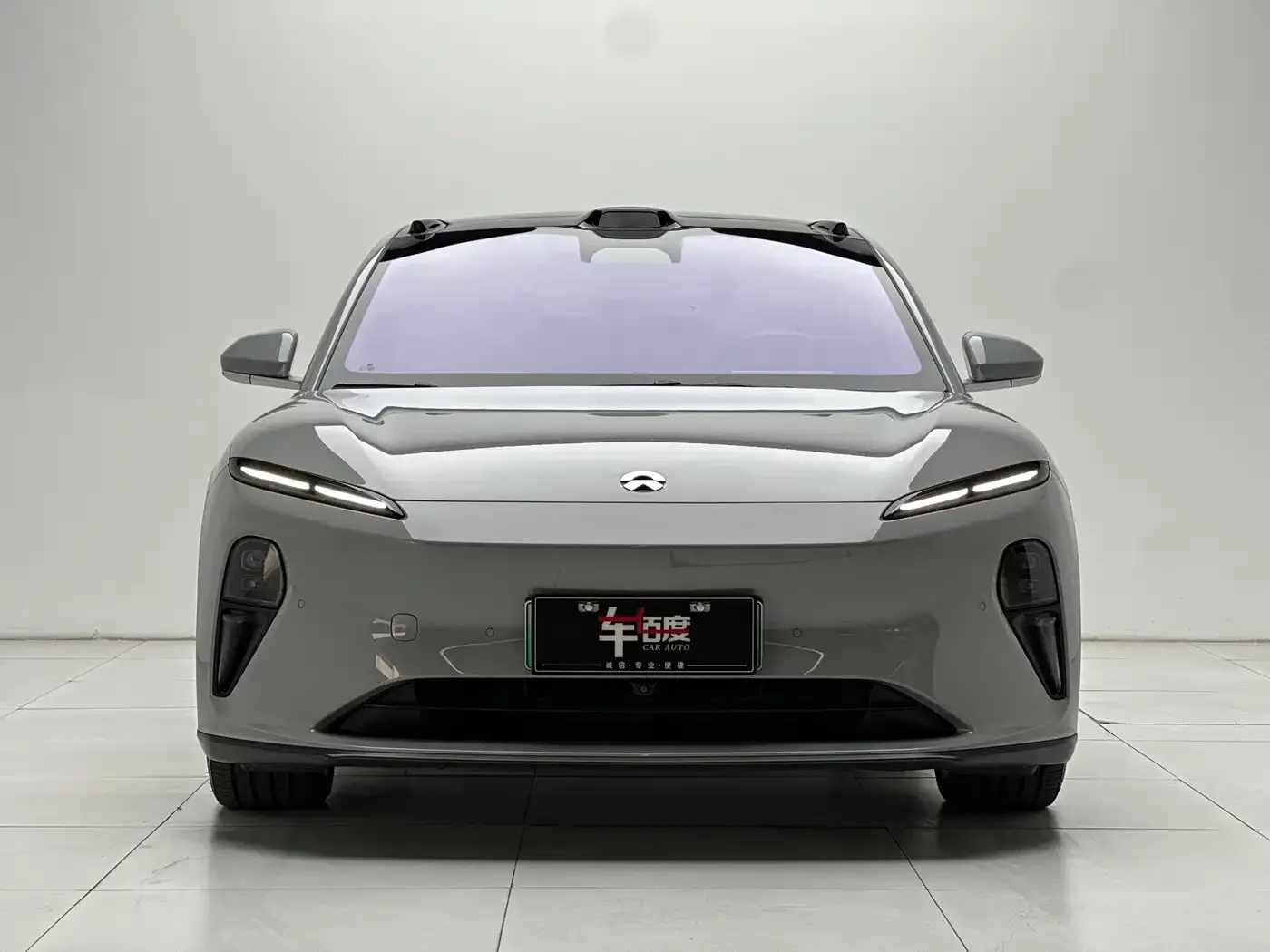 NIO NIO ET5 2024 75kWh — Фото автомобиля 2
