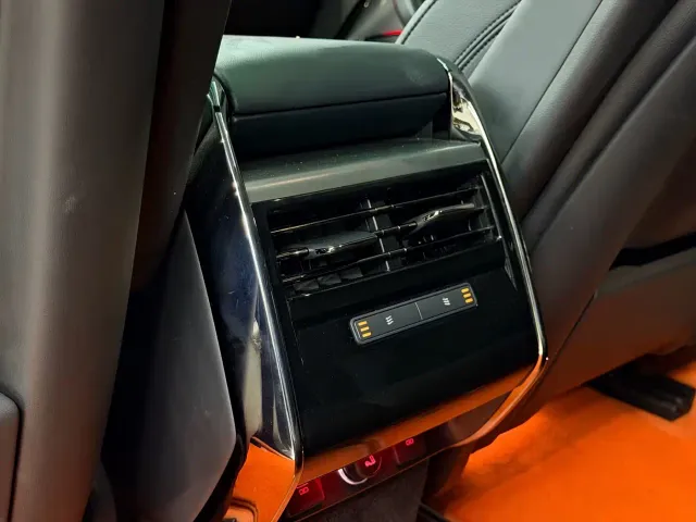 Land Rover Range Rover Sport — Фото автомобиля 14