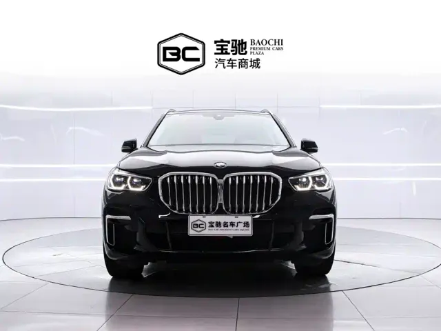BMW X5 — Фото автомобиля 2
