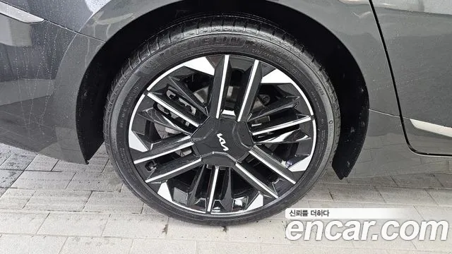 Kia K8 Signature — Фото автомобиля 4