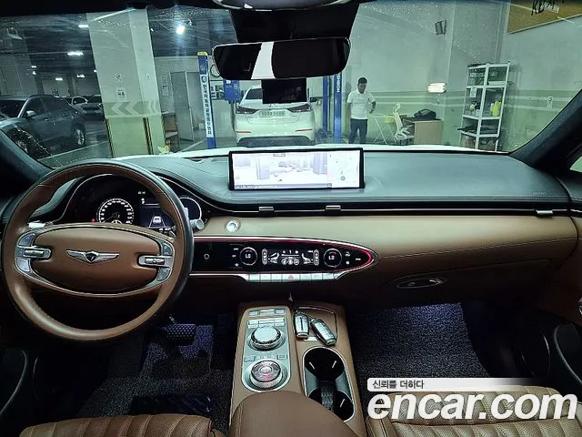 Genesis GV70 — Фото автомобиля 9