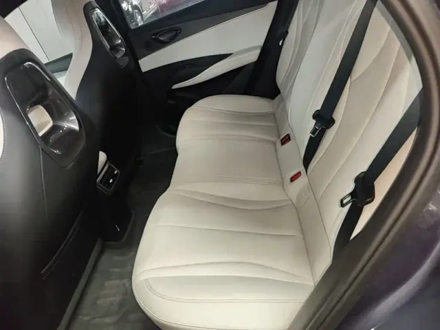 BYD Seal 06 — Фото автомобиля 16