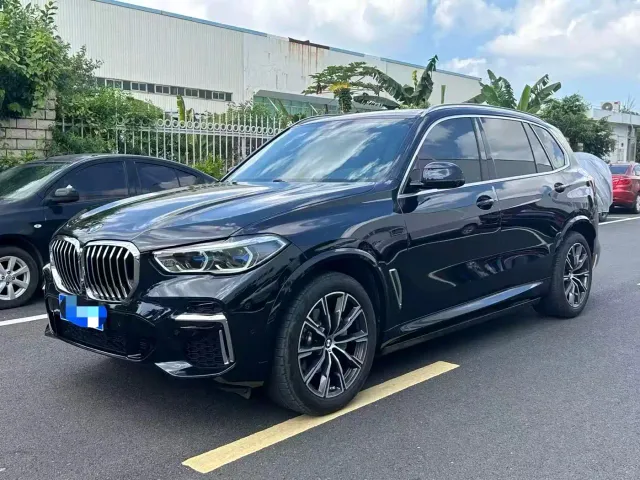 BMW X5 — Фото автомобиля 3
