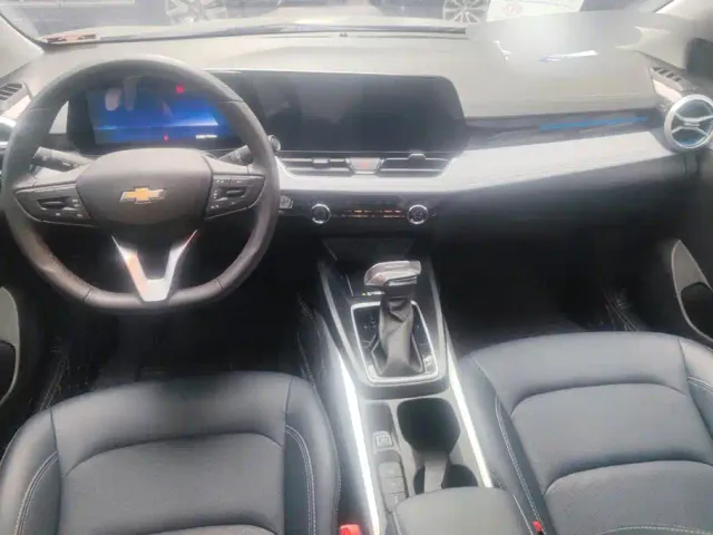 Chevrolet Monza — Фото автомобиля 12
