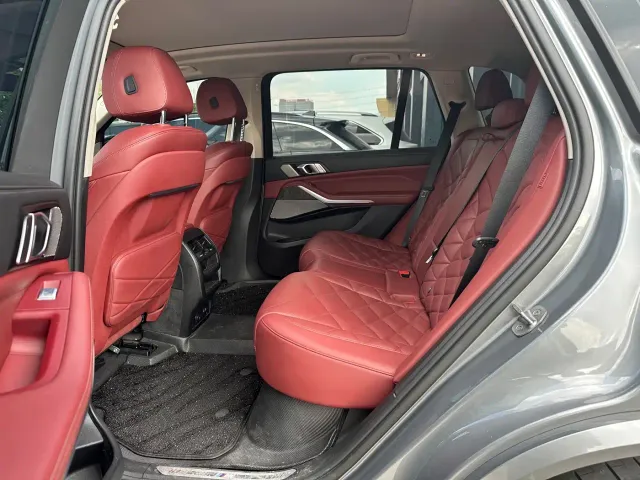 BMW X5 — Фото автомобиля 9