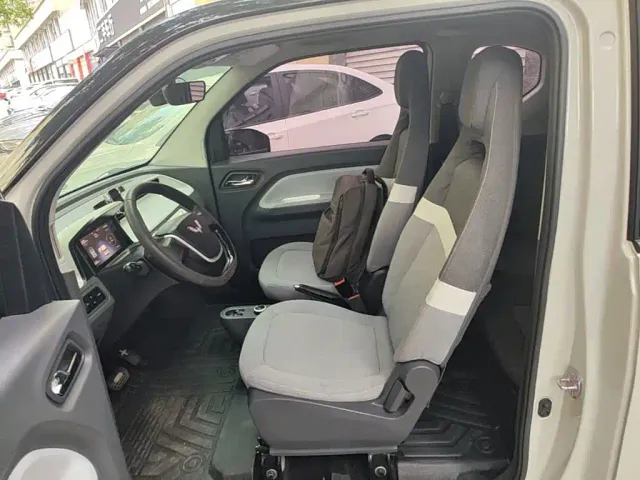Wuling Hongguang Mini EV — Фото автомобиля 14