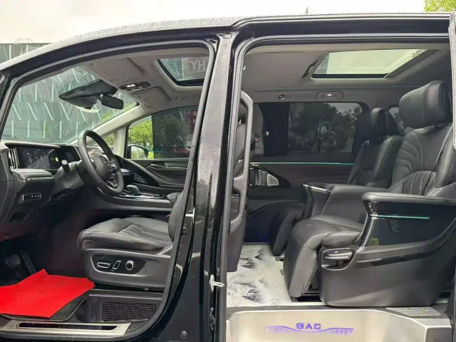 GAC Trumpchi M8 — Фото автомобиля 4