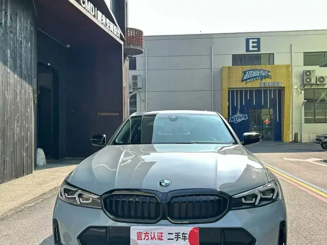 BMW 3 Series — Фото автомобиля 2
