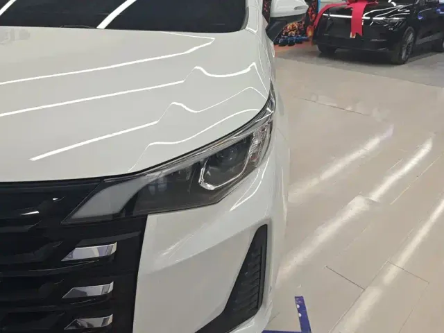 GAC Trumpchi M6 — Фото автомобиля 5