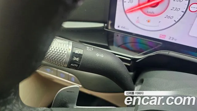 Genesis GV80 2.5T Бензин 2WD — Фото автомобиля 26