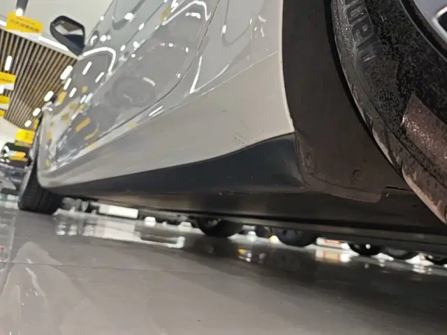 Tesla Model 3 — Фото автомобиля 21