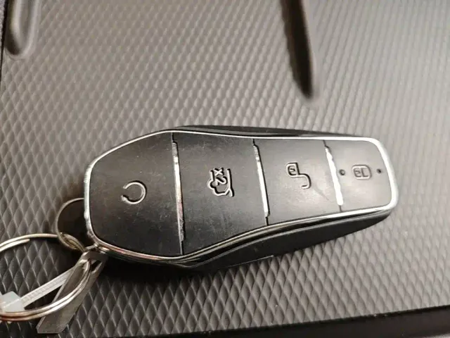 BYD Seal 05 DM-i — Фото автомобиля 12