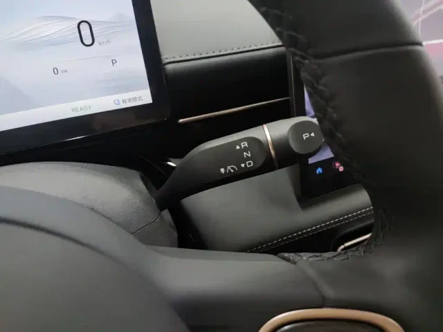 Wuling Starlight — Фото автомобиля 13