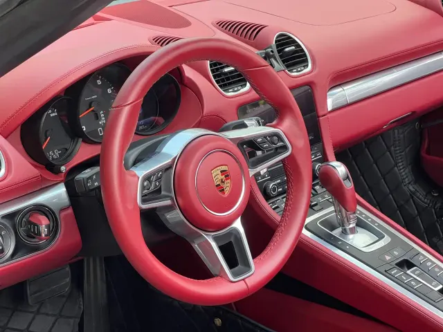 Porsche 718 — Фото автомобиля 10