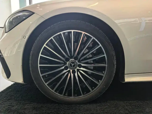 Mercedes-Benz Mercedes-Benz CLE 2025 CLE 260 Coupe — Фото автомобиля 15
