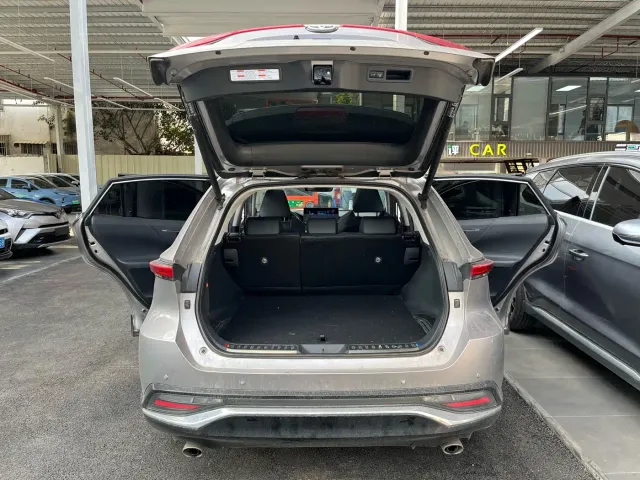 Toyota Venza — Фото автомобиля 19
