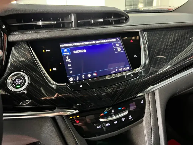 Cadillac XT6 — Фото автомобиля 16