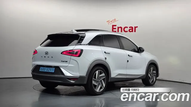 Hyundai Nexo Nexo Premium — Фото автомобиля 2