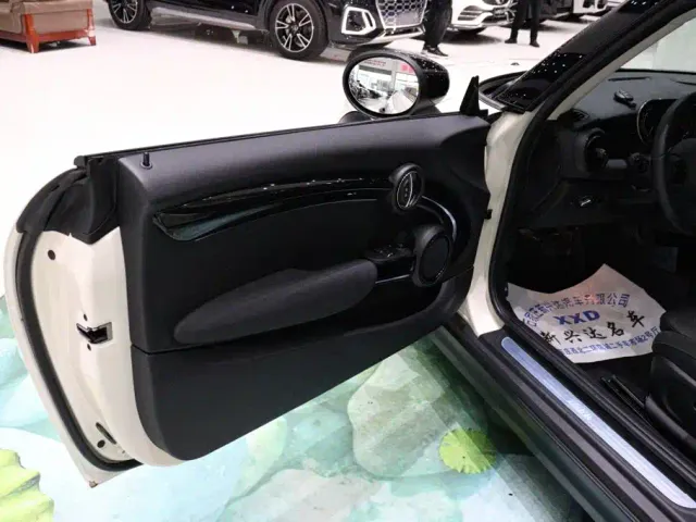 MINI Hatch — Фото автомобиля 21