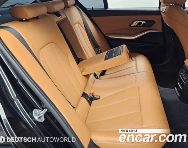 BMW 3-Series — Фото автомобиля 12