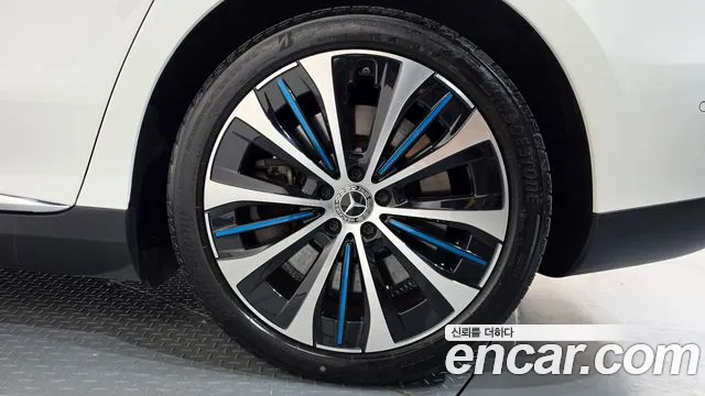 Mercedes-Benz EQE V295 — Фото автомобиля 6