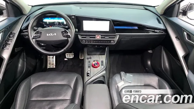 Kia Niro — Фото автомобиля 10