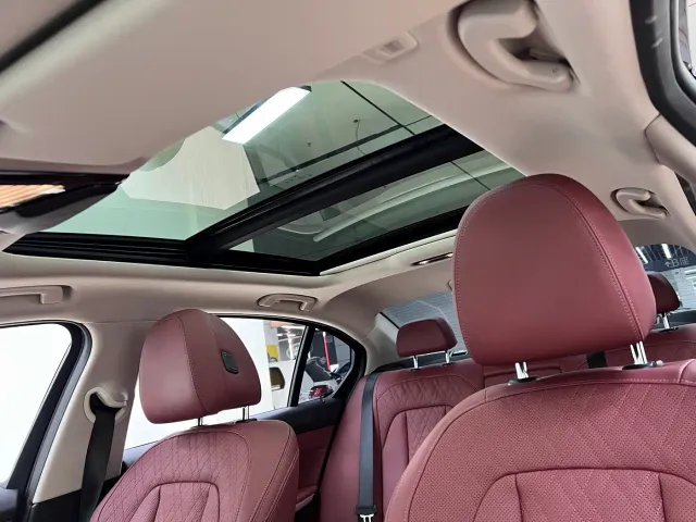 BMW 3 Series — Фото автомобиля 24