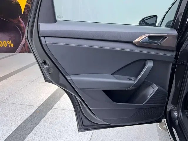Volkswagen Tharu — Фото автомобиля 14