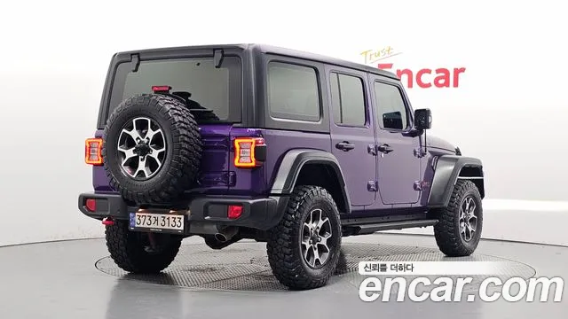 Jeep Wrangler — Фото автомобиля 2