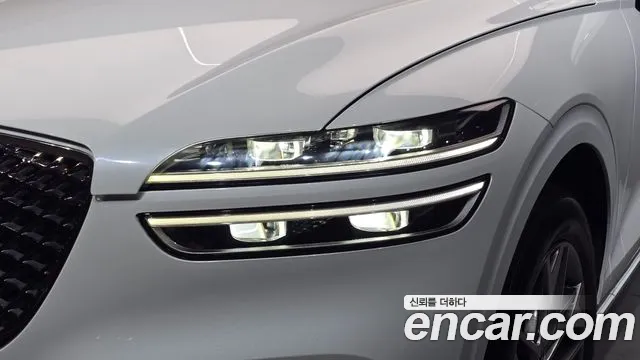 Genesis GV70 — Фото автомобиля 7