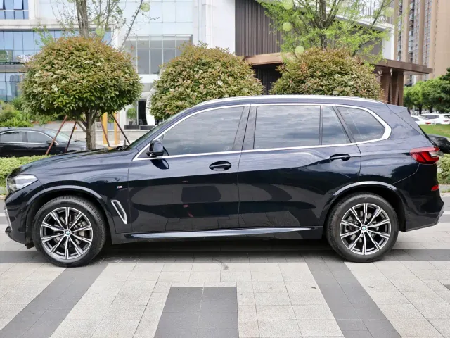 BMW X5 — Фото автомобиля 7