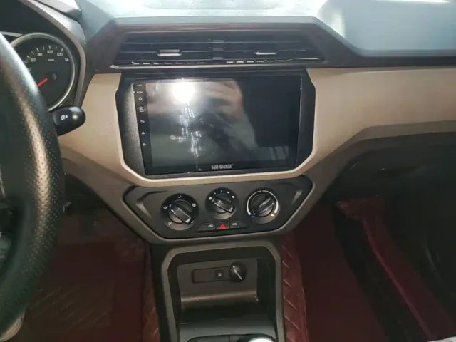 Wuling Hongguang — Фото автомобиля 12