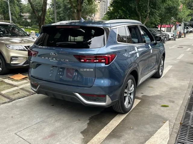 Ford Lingrui — Фото автомобиля 7