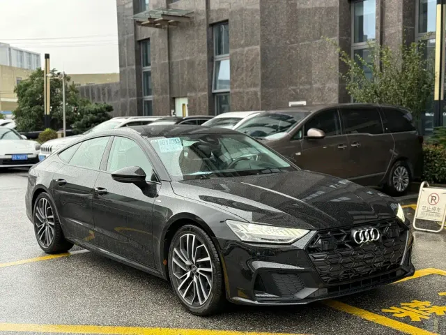 Audi A7 — Фото автомобиля 3