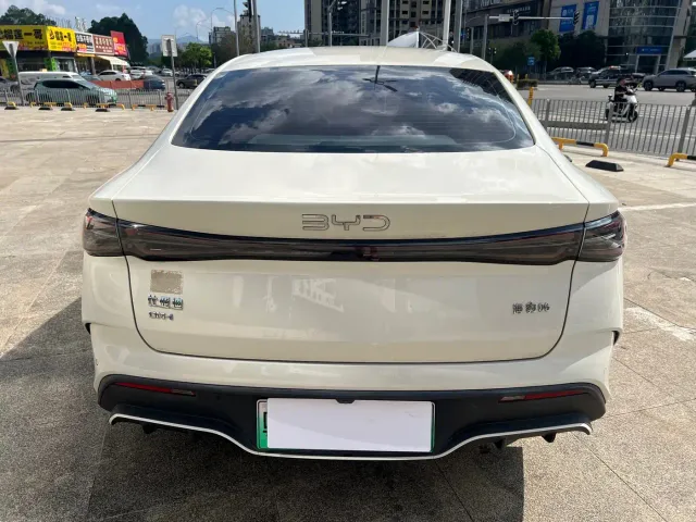 BYD Seal 06 — Фото автомобиля 8