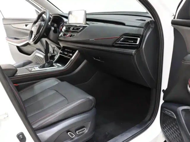 Changan CS75 — Фото автомобиля 8