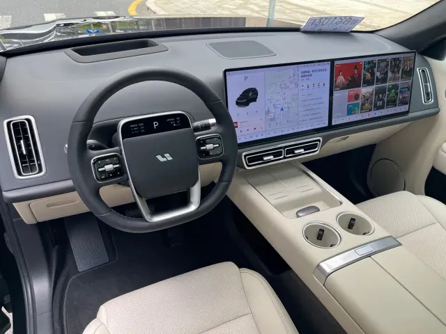 Li Auto L7 — Фото автомобиля 8