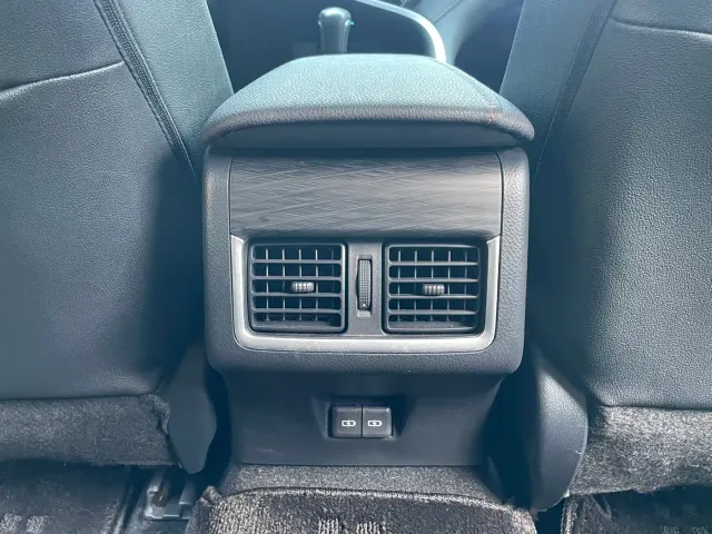 Toyota Camry — Фото автомобиля 15