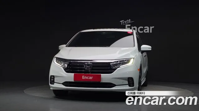 Honda Odyssey — Фото автомобиля 3