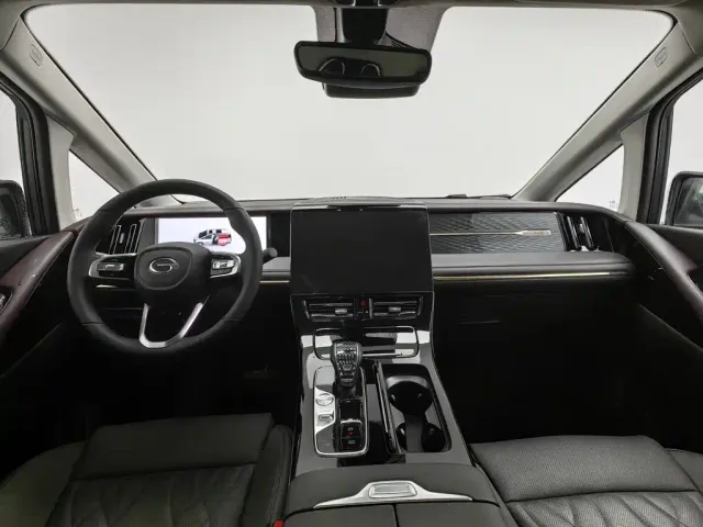 GAC Trumpchi M8 — Фото автомобиля 5