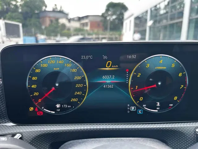 Mercedes-Benz A-Class — Фото автомобиля 9