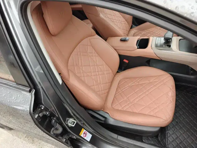 Changan Qiyuan A05 — Фото автомобиля 24