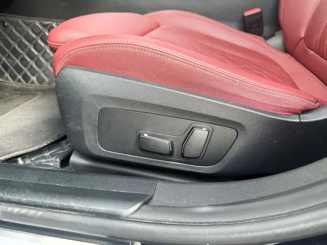 BMW 3 Series — Фото автомобиля 11