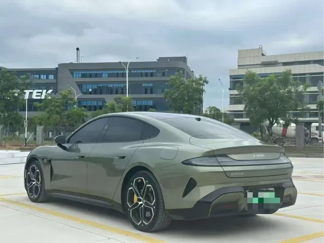 Xiaomi SU7 — Фото автомобиля 7