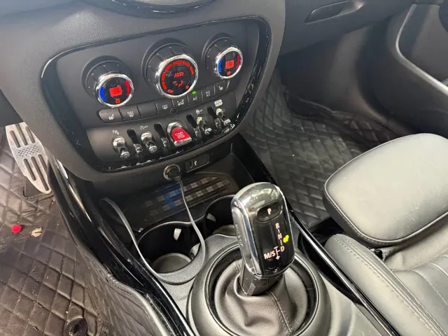 MINI Clubman — Фото автомобиля 13
