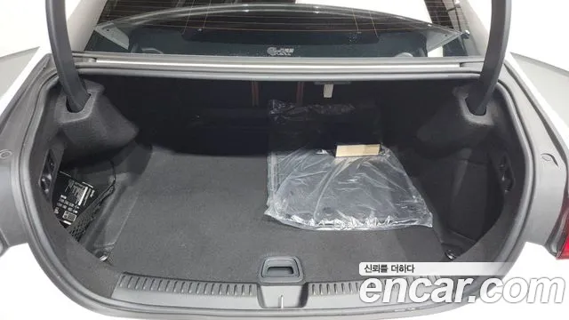 Mercedes-Benz E-Class E-класс W214 E300 4MATIC Exclusive — Фото автомобиля 19